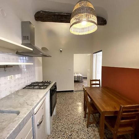 Appartamento A 6 Minuti Da Acquario E Stazione Genoa Exterior photo